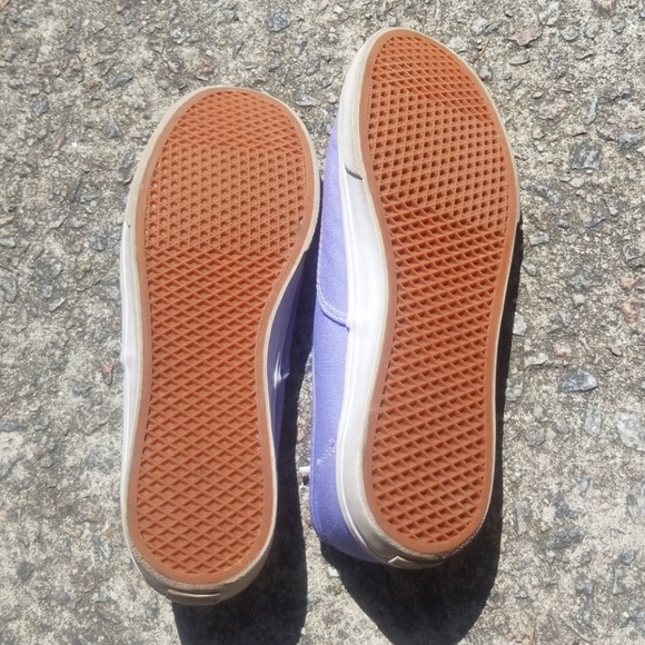 Shoes - Picture 2 of 8